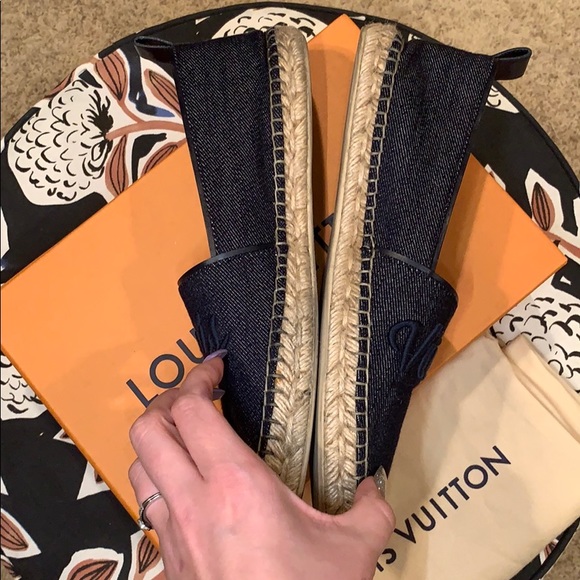 ❌SOLD❌on Ⓜ️ LV Denim Blue Espadrilles Flats - Picture 6 of 8